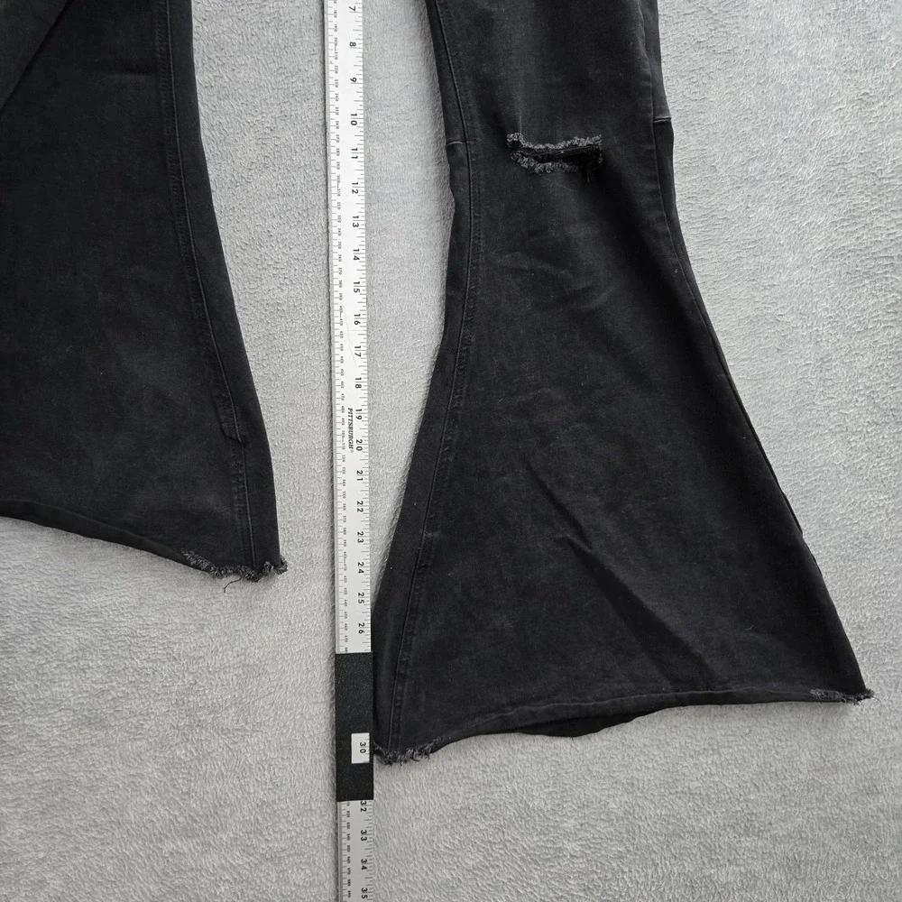 Shyanne Women Jeans 27‎ SHORT Black Denim Flared Distressed Indie Sleaze Frayed